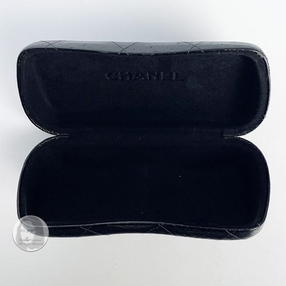 Chanel Eye Glass Case Black Matelasse Quilted Silver CC Logo Needs Repair - Picture 10 of 10